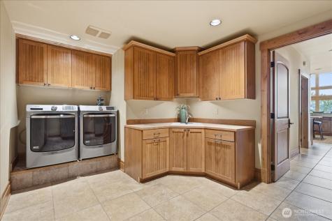 300 Hawks Ridge Road Chelan WA 98816