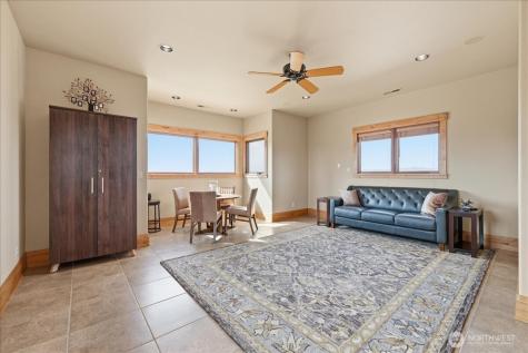 300 Hawks Ridge Road Chelan WA 98816