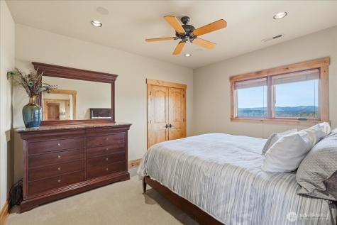 300 Hawks Ridge Road Chelan WA 98816