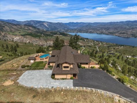300 Hawks Ridge Road Chelan WA 98816