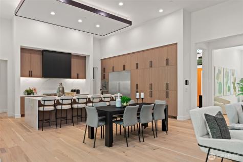 10230 SE 13th Place Bellevue WA 98004