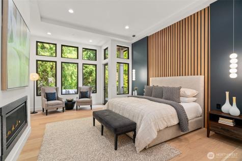 10230 SE 13th Place Bellevue WA 98004