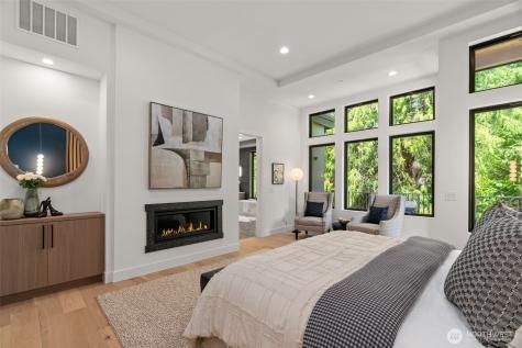 10230 SE 13th Place Bellevue WA 98004