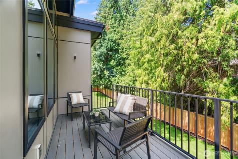 10230 SE 13th Place Bellevue WA 98004