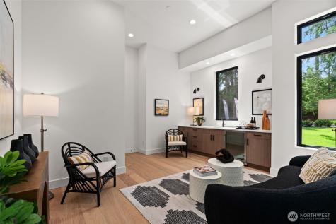 10230 SE 13th Place Bellevue WA 98004