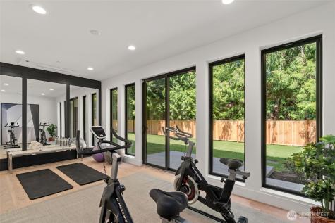 10230 SE 13th Place Bellevue WA 98004