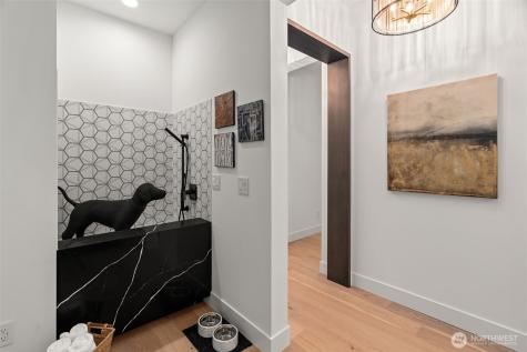 10230 SE 13th Place Bellevue WA 98004