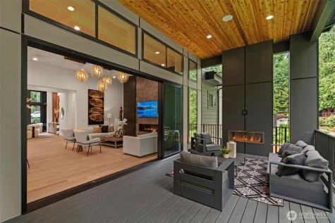 10230 SE 13th Place Bellevue WA 98004