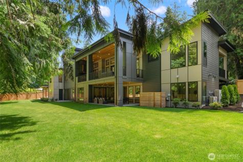 10230 SE 13th Place Bellevue WA 98004