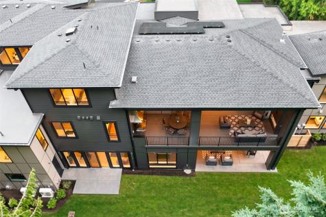 10230 SE 13th Place Bellevue WA 98004