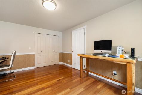 5802 Troon Avenue SW Port Orchard WA 98367