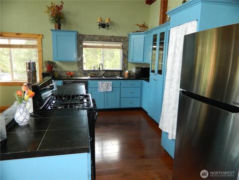 46 Little Bear Lane Tonasket WA 98855