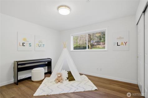 5503 162nd Avenue NE Redmond WA 98052