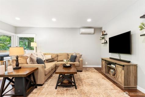 18925 276th Avenue SE Issaquah WA 98027