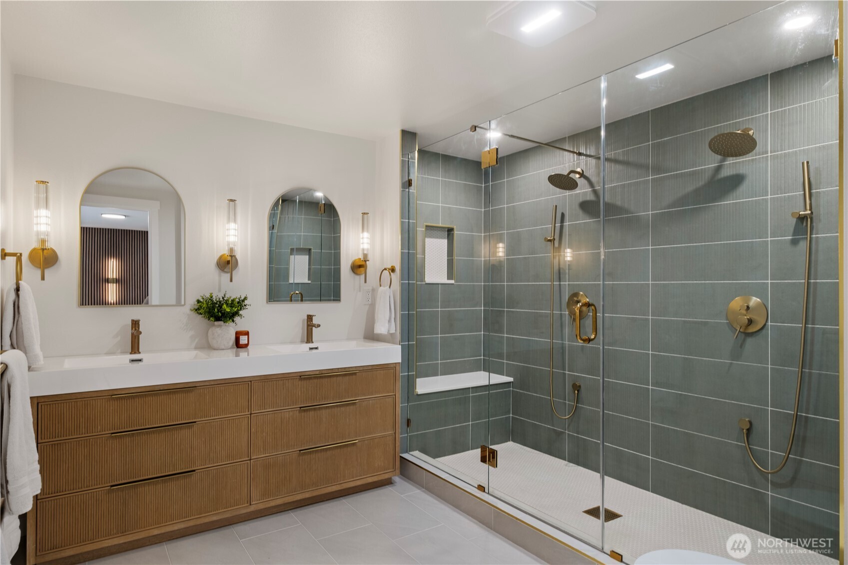 7818 NE 124th Street Kirkland WA 98034