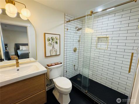 7818 NE 124th Street Kirkland WA 98034