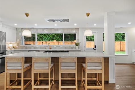 7818 NE 124th Street Kirkland WA 98034