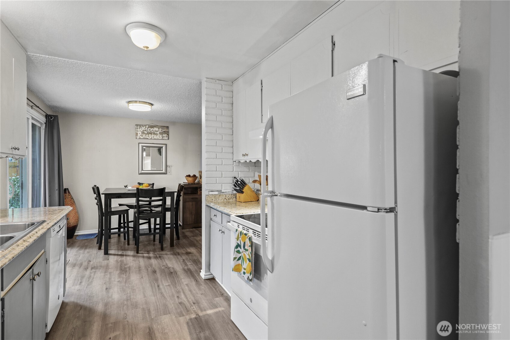 203 S 357th Street Federal Way WA 98003