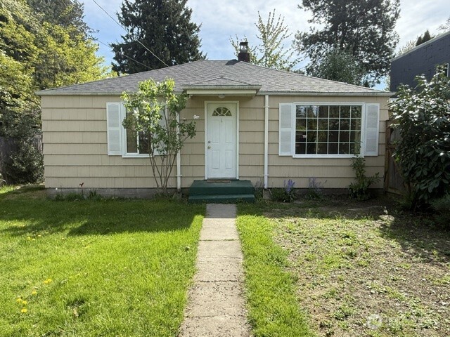 12018 Sand Point Way NE Seattle WA 98125