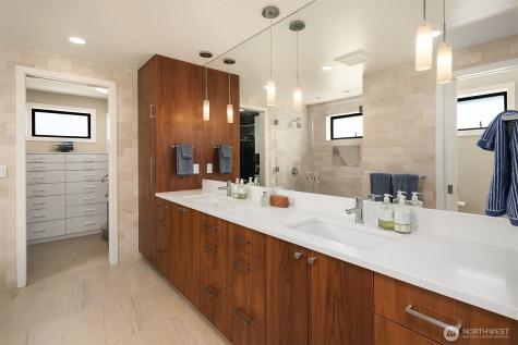 2821 Fairview Avenue E Seattle WA 98102