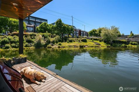 2821 Fairview Avenue E Seattle WA 98102