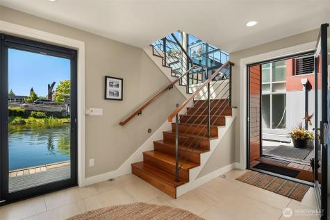2821 Fairview Avenue E Seattle WA 98102