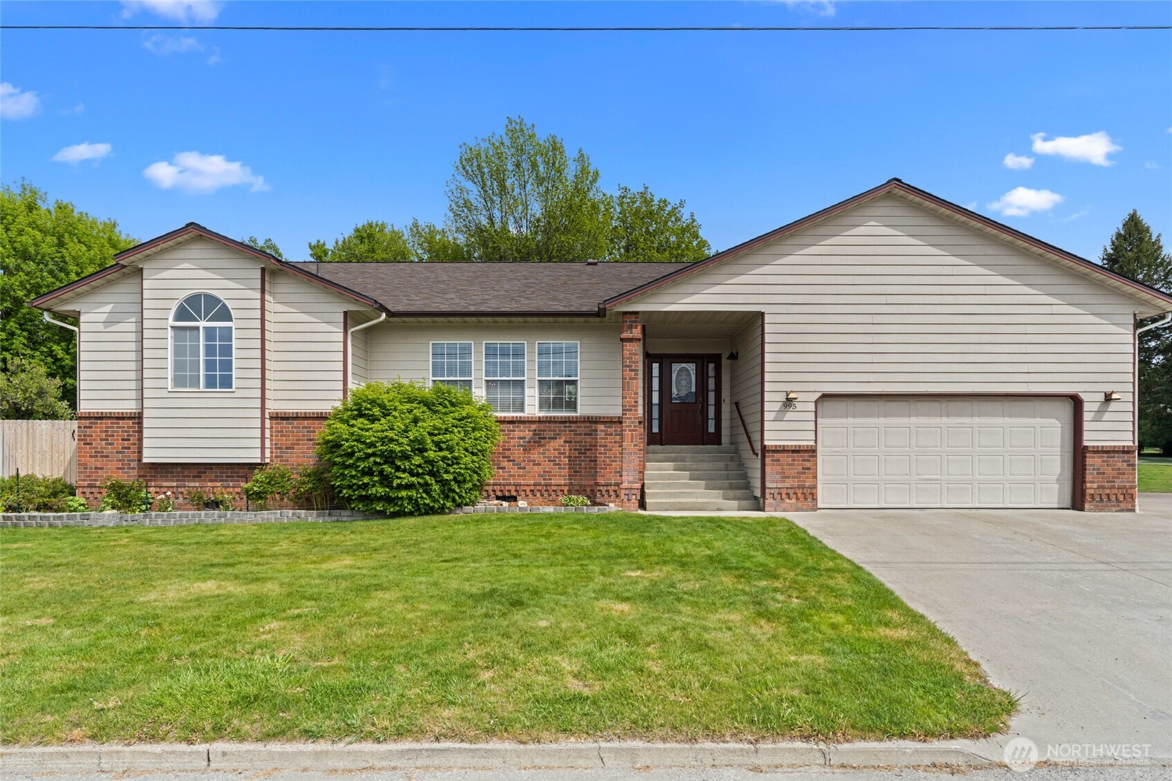 995 S Miner Street Colville WA 99114