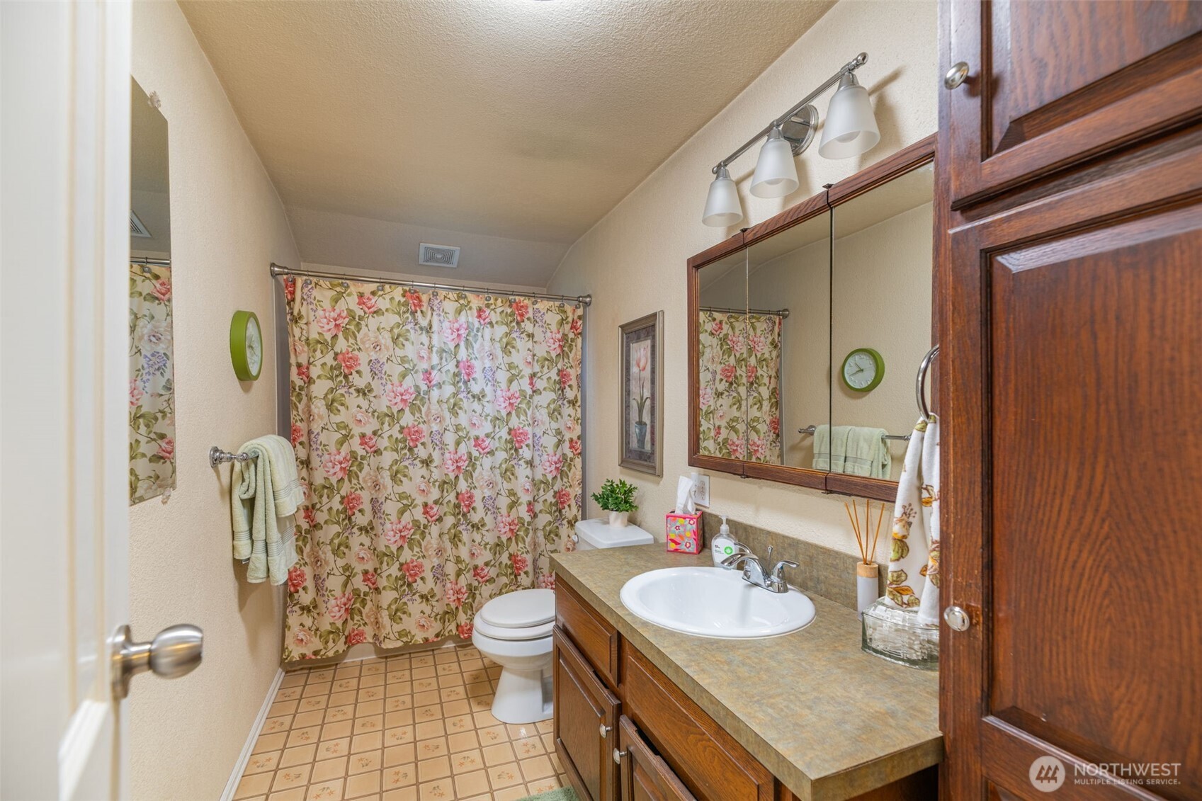7716 13th Avenue SW Seattle WA 98106