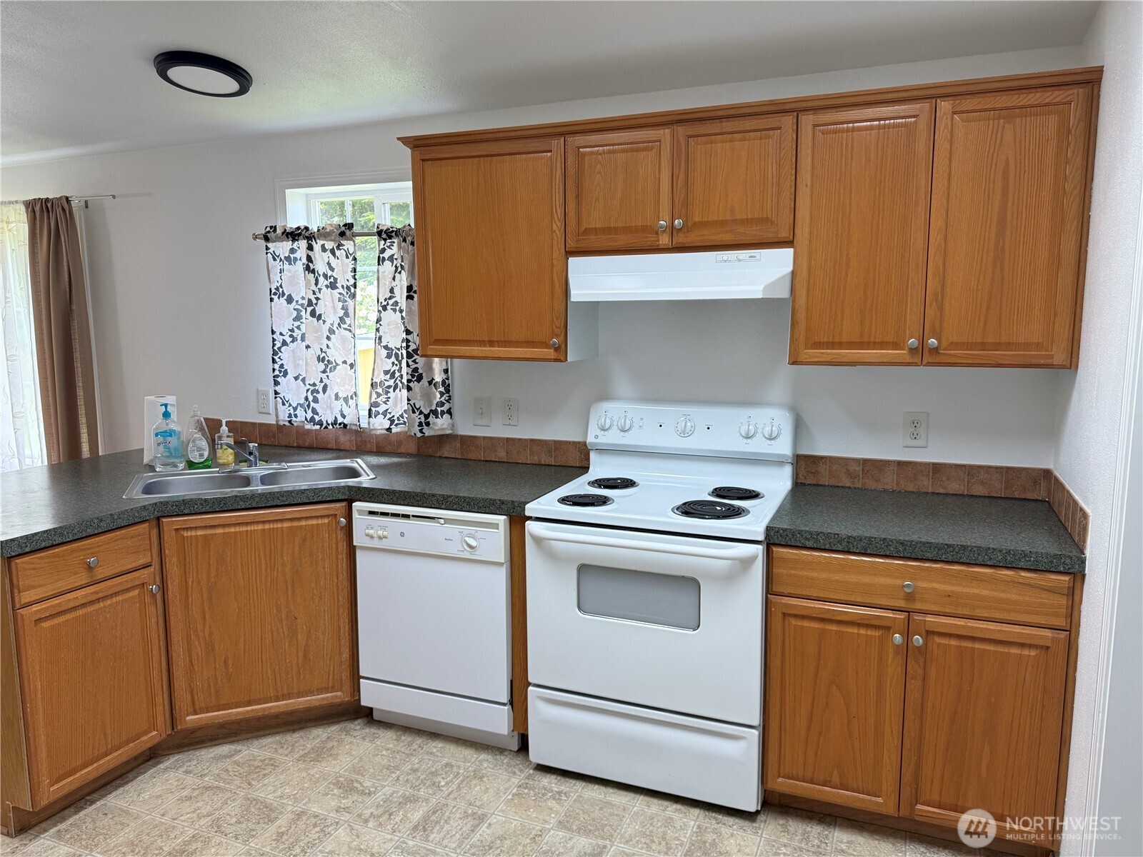 77 Clemons Road Montesano WA 98563