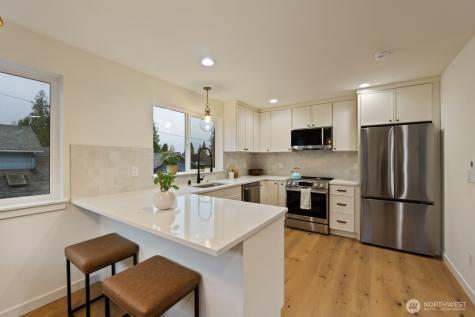 2725 NE 87th Street Seattle WA 98115