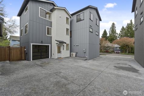 2725 NE 87th Street Seattle WA 98115