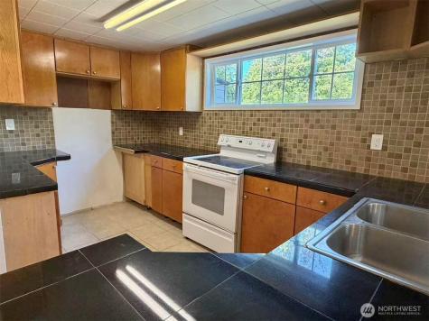2508 SE 16th Street Renton WA 98058
