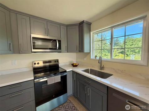 2508 SE 16th Street Renton WA 98058