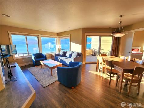 1 Lakeside 708-k Manson WA 98831