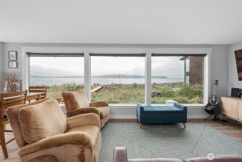 1818 E Lola Beach Lane Oak Harbor WA 98277
