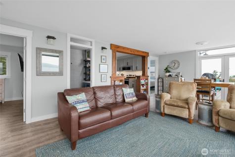 1818 E Lola Beach Lane Oak Harbor WA 98277