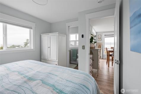 1818 E Lola Beach Lane Oak Harbor WA 98277