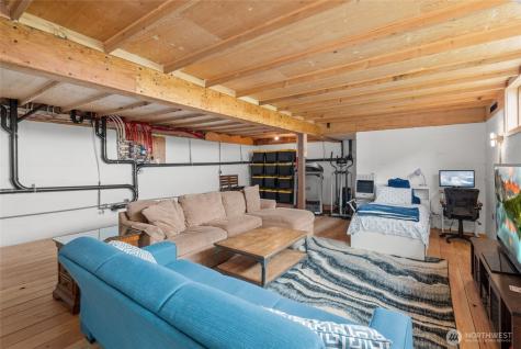 1818 E Lola Beach Lane Oak Harbor WA 98277