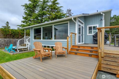 1818 E Lola Beach Lane Oak Harbor WA 98277