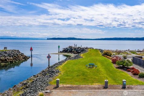 1818 E Lola Beach Lane Oak Harbor WA 98277