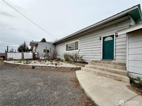10578 NE 10 Road Moses Lake WA 98837