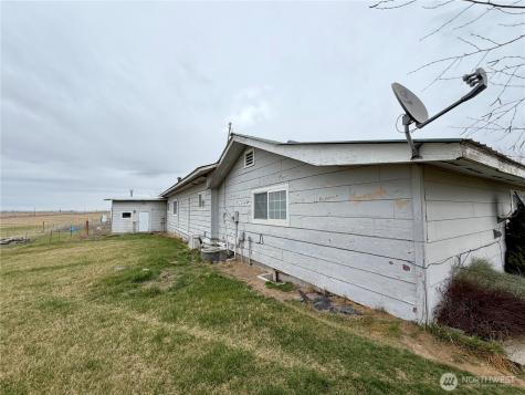 10578 NE 10 Road Moses Lake WA 98837