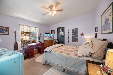 10716 61st Street E Puyallup WA 98372