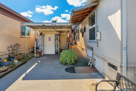 10716 61st Street E Puyallup WA 98372