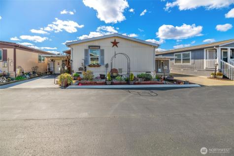 10716 61st Street E Puyallup WA 98372