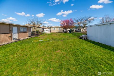 10716 61st Street E Puyallup WA 98372