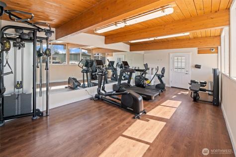 10716 61st Street E Puyallup WA 98372