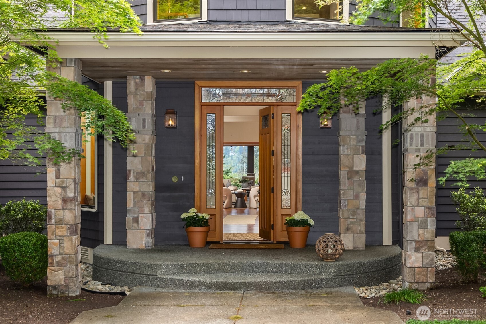 5976 NE Whitmore Way Bainbridge Island WA 98110