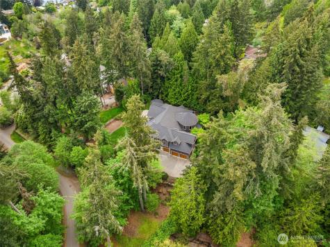 5976 NE Whitmore Way Bainbridge Island WA 98110