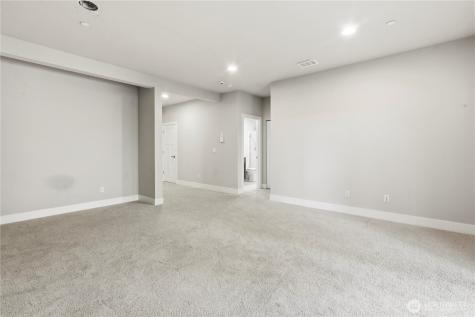 1720 182nd Place SW Lynnwood WA 98037
